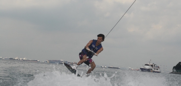 Wake Boarding (4 people, 1 hour)